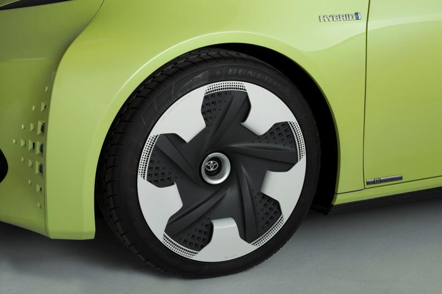 Колеса Toyota FT-CH Concept 2010 года  (фото 12 из 38)